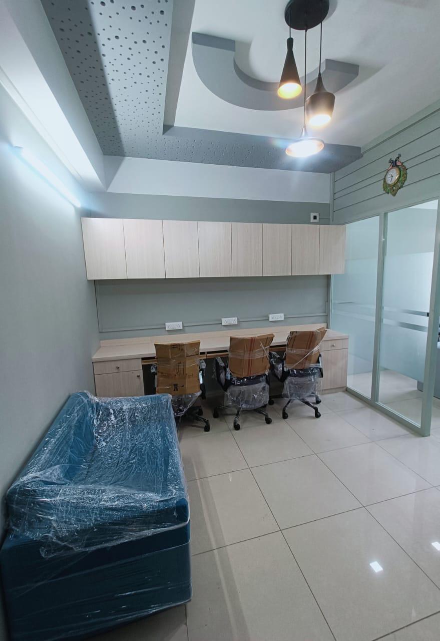 530 Sq. Ft. Commercial Office for Rent in Prahladnagar Ahmedabad - Media 7