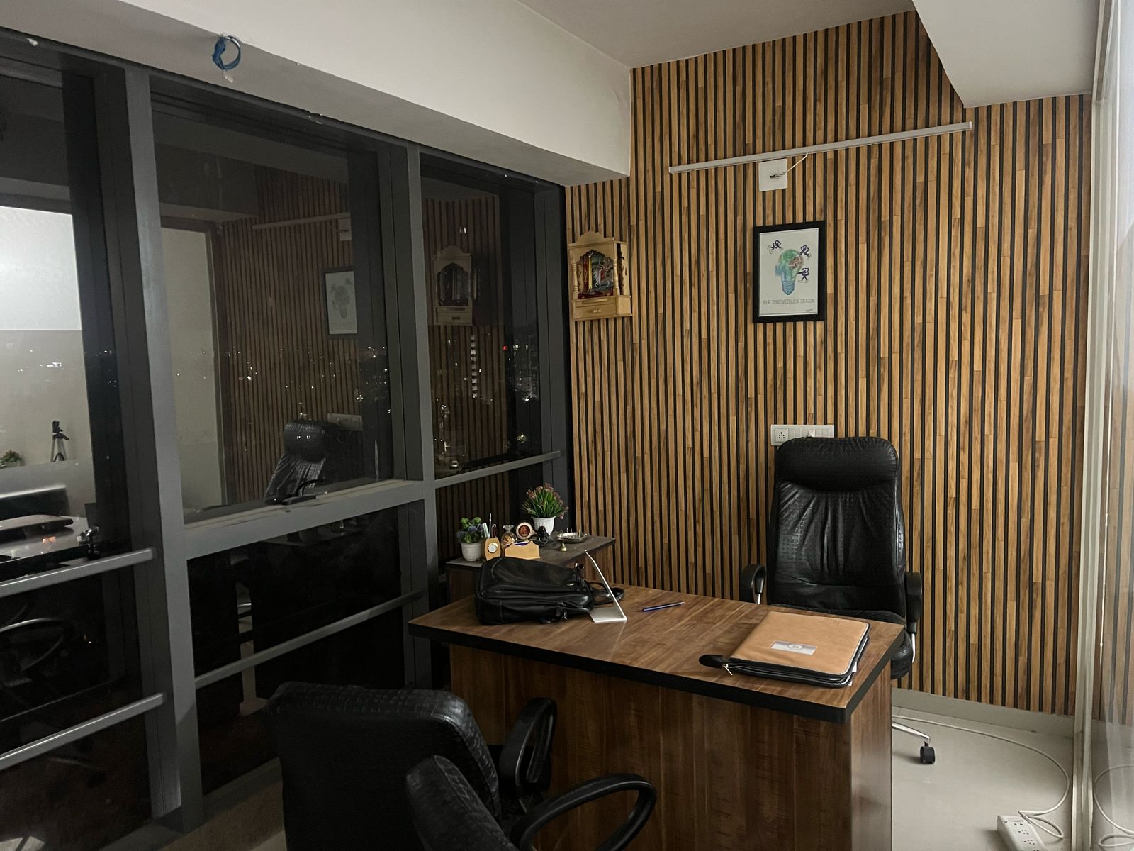 730 Sq. Ft. Commercial Office for Rent in Sola Ahmedabad - Media 4