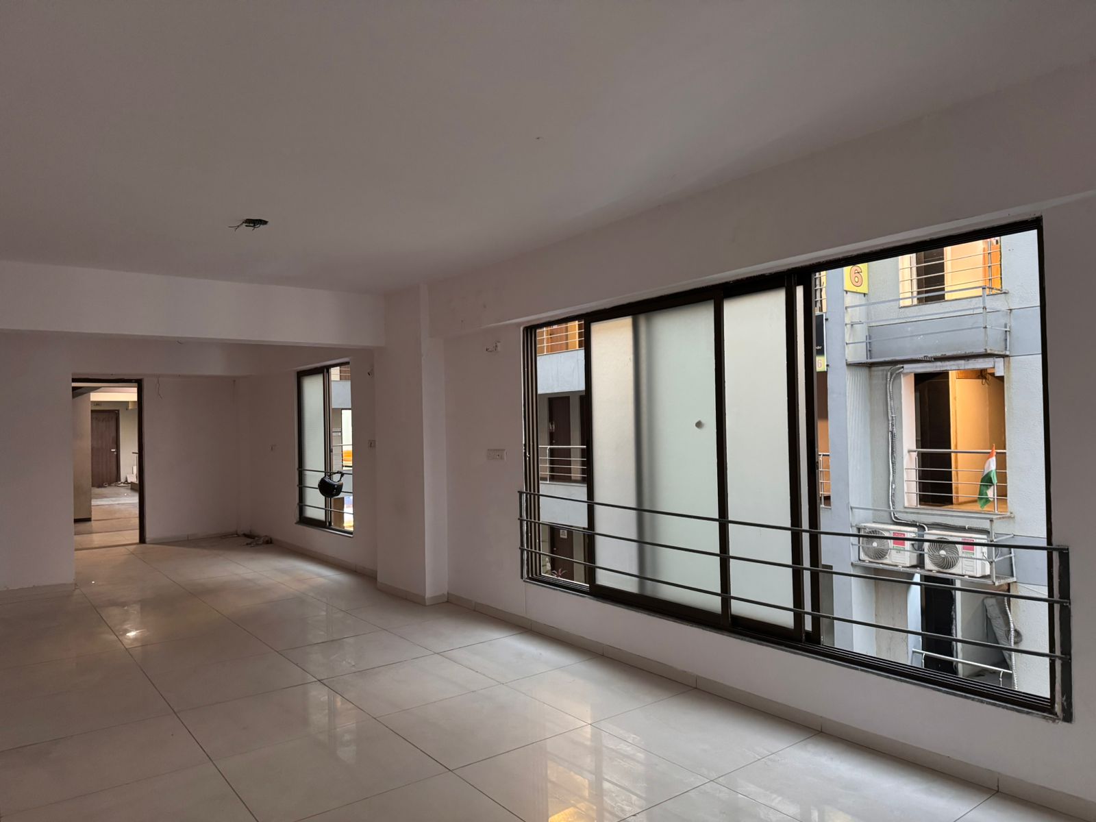 957 Sq. Ft. Commercial Office for Rent in Memnagar/gurukul Ahmedabad - Media 2