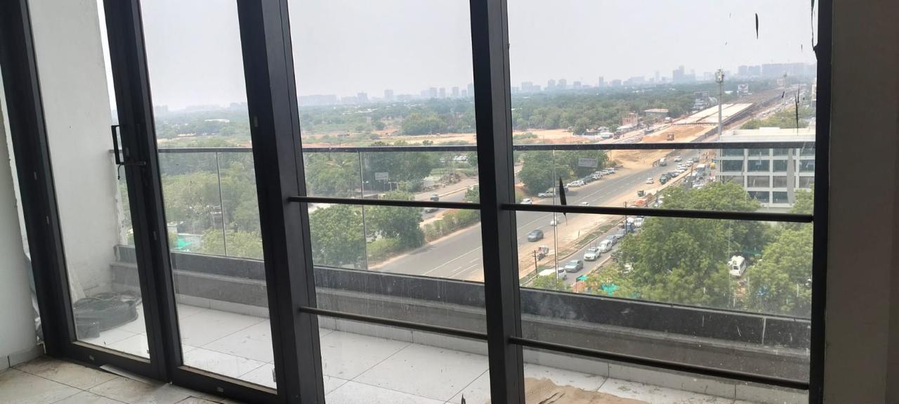1975 Sq. Ft. Commercial Office for Rent in Makarba Ahmedabad