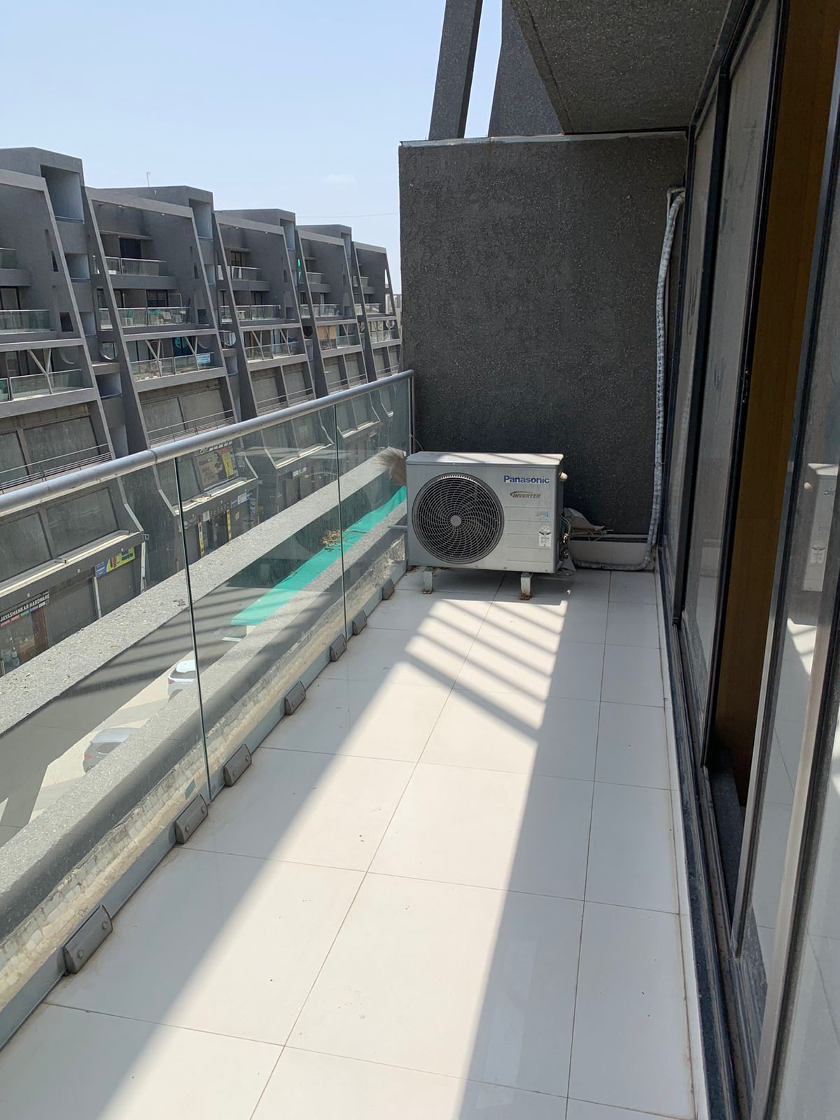 800 Sq. Ft. Commercial Office for Rent in Gota Ahmedabad - Media 18