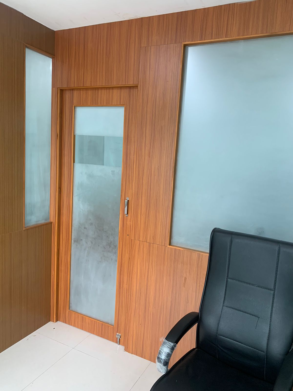 800 Sq. Ft. Commercial Office for Rent in Gota Ahmedabad