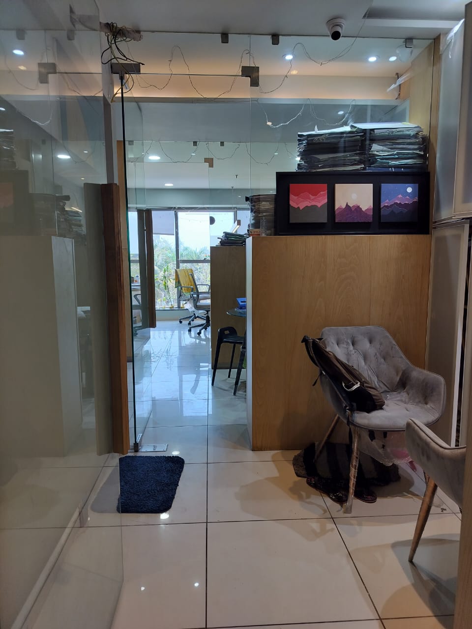 Office 707 Sq. Ft. Commercial Office for Rent in Science City Ahmedabad - Media 18