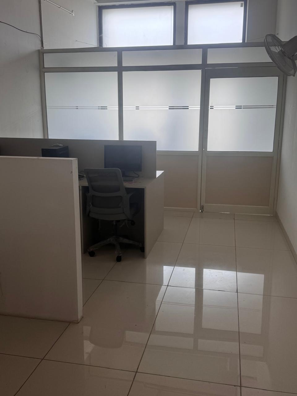 679 Sq. Ft. Commercial Office for Rent in Gota Ahmedabad - Media 6