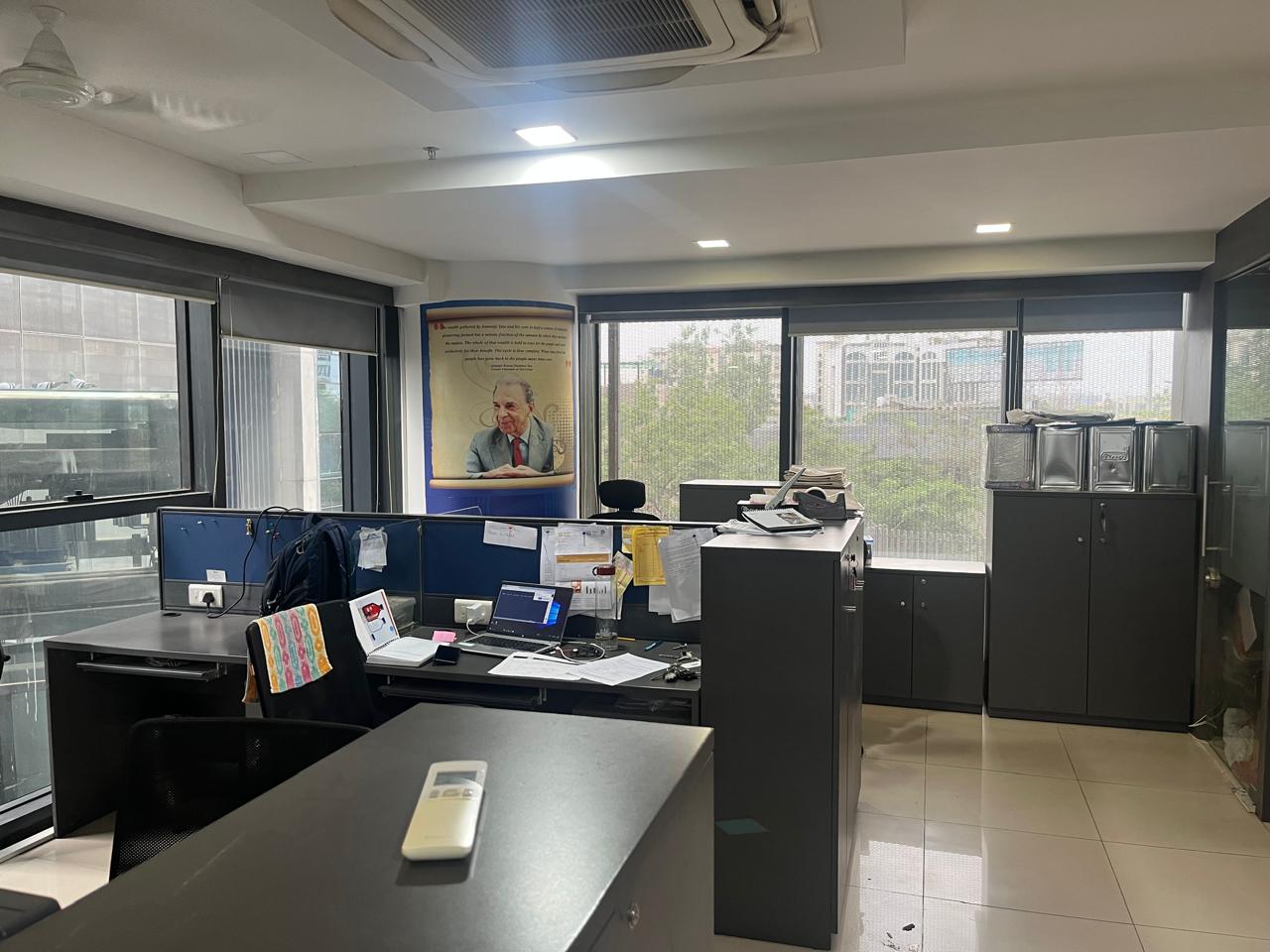 1170 Sq. Ft. Commercial Office for Rent in Iscon Ambli Road Ahmedabad - Media 2