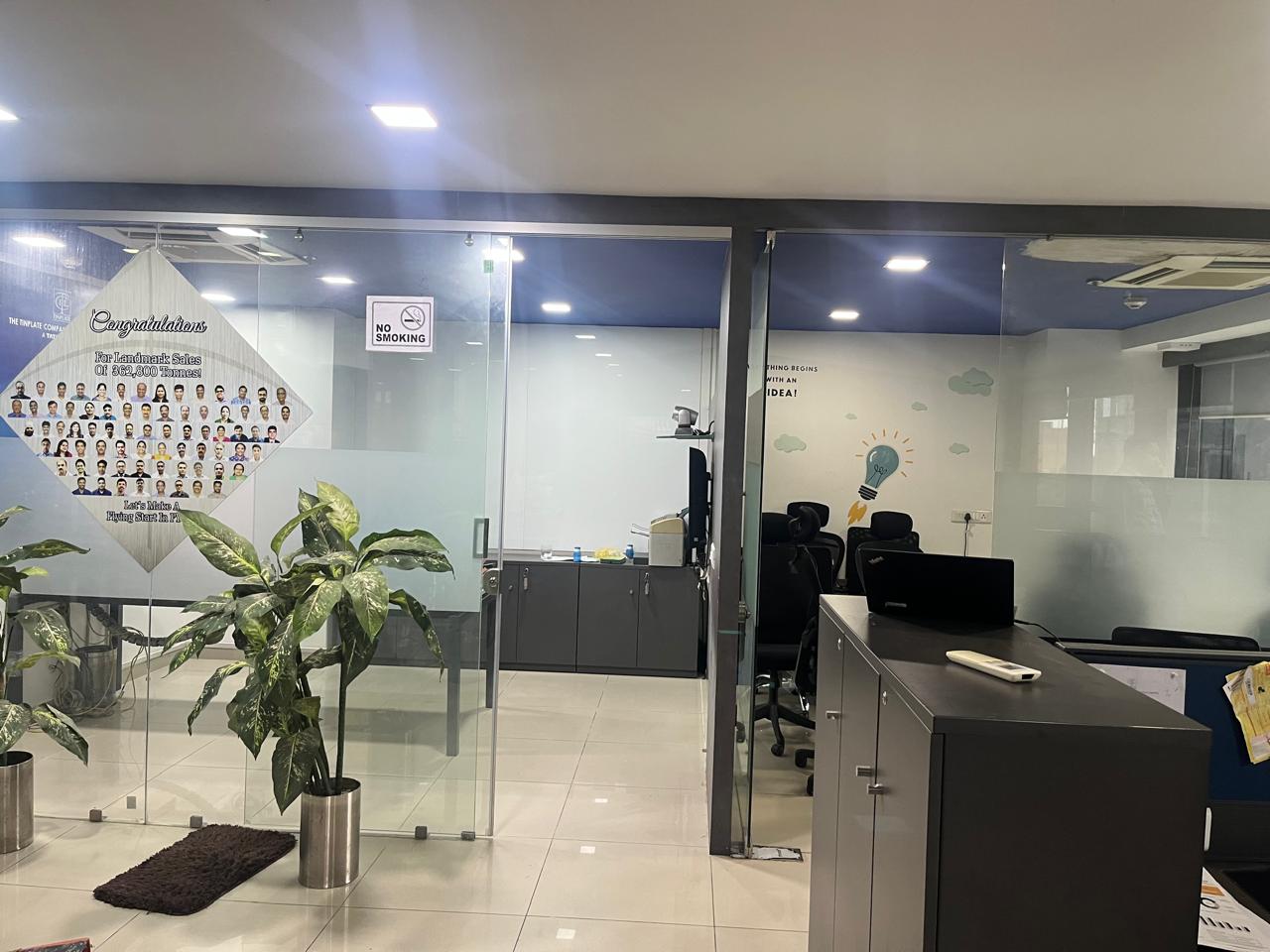 1170 Sq. Ft. Commercial Office for Rent in Iscon Ambli Road Ahmedabad - Media 5