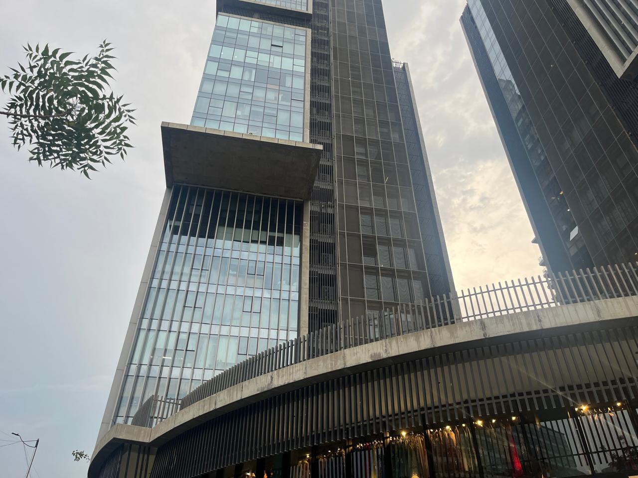 1170 Sq. Ft. Commercial Office for Rent in Iscon Ambli Road Ahmedabad - Media 6