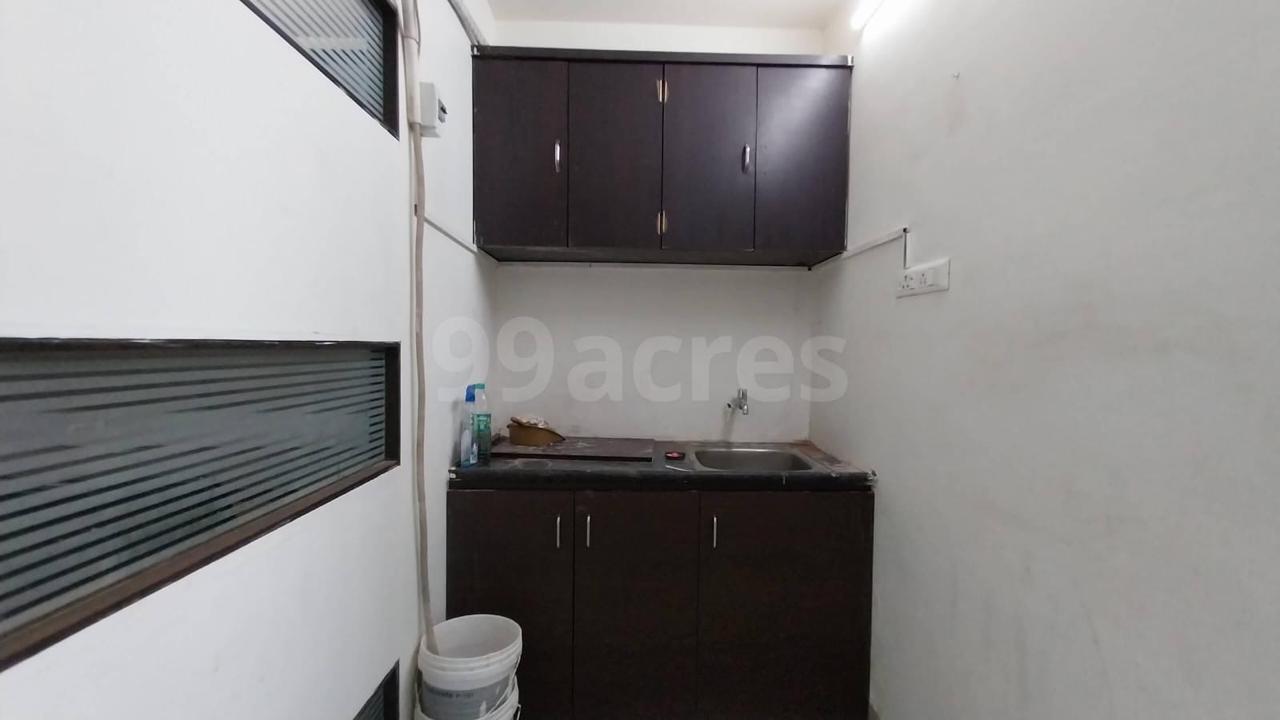 1441 Sq. Ft. Commercial Office for Rent in Sola Ahmedabad - Media 6