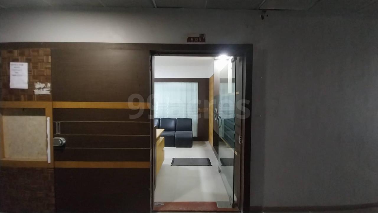1441 Sq. Ft. Commercial Office for Rent in Sola Ahmedabad - Media 2