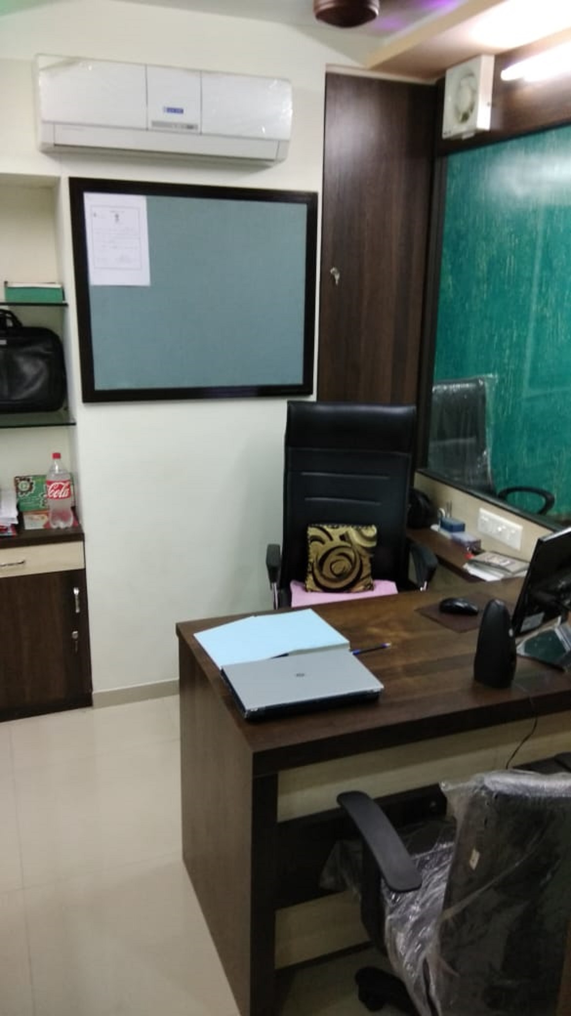 719 Sq. Ft. Commercial Office for Rent in Sola Ahmedabad - Media 3