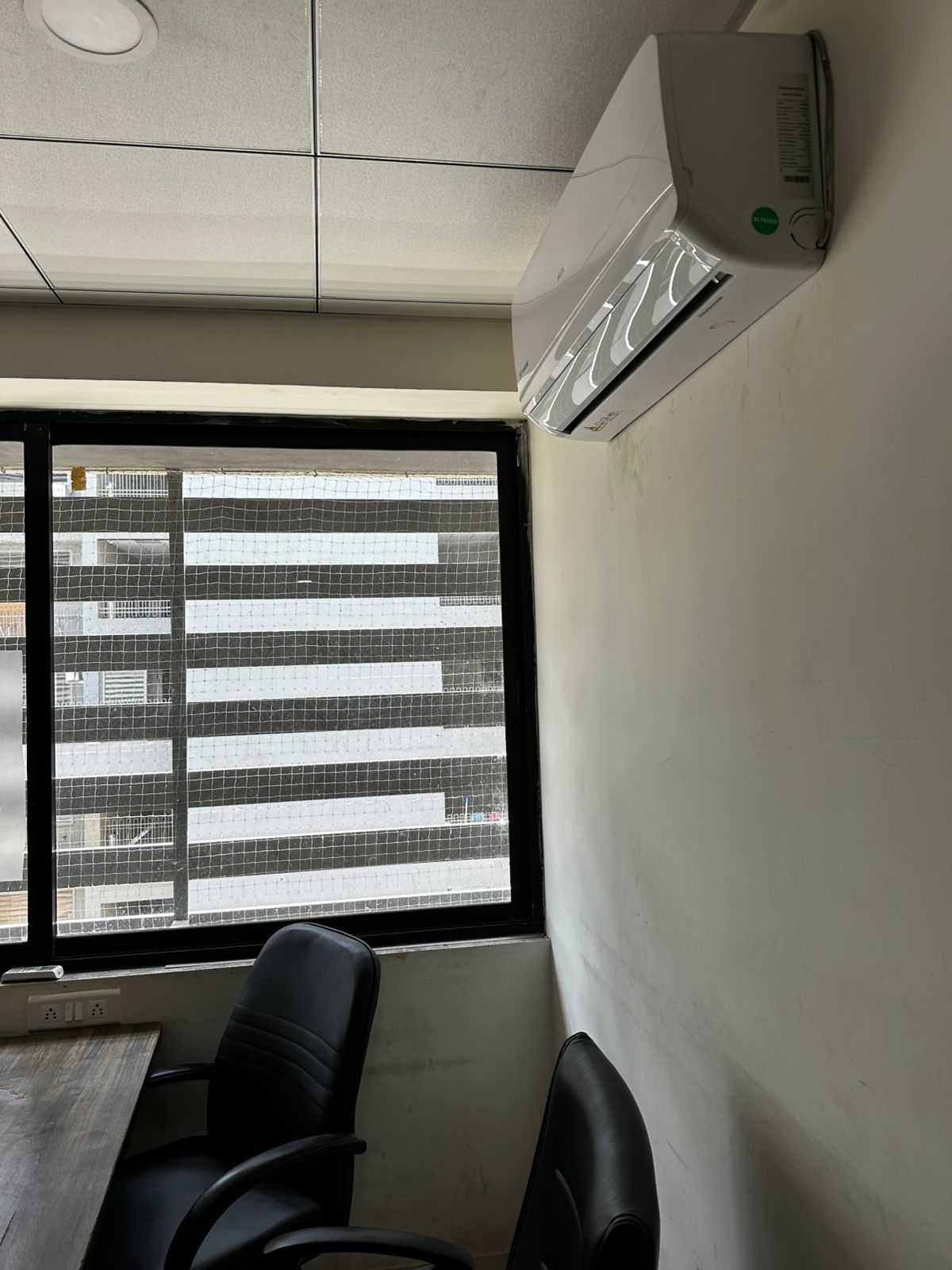 755 Sq. Ft. Commercial Office for Rent in Science City Ahmedabad - Media 5