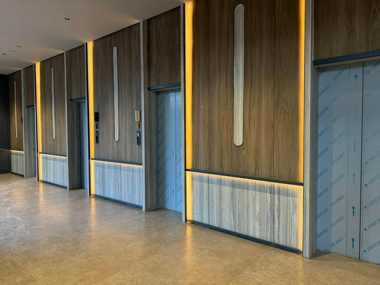 656 Sq. Ft. Commercial Office for Rent in Nehrunagar Ahmedabad - Media 7