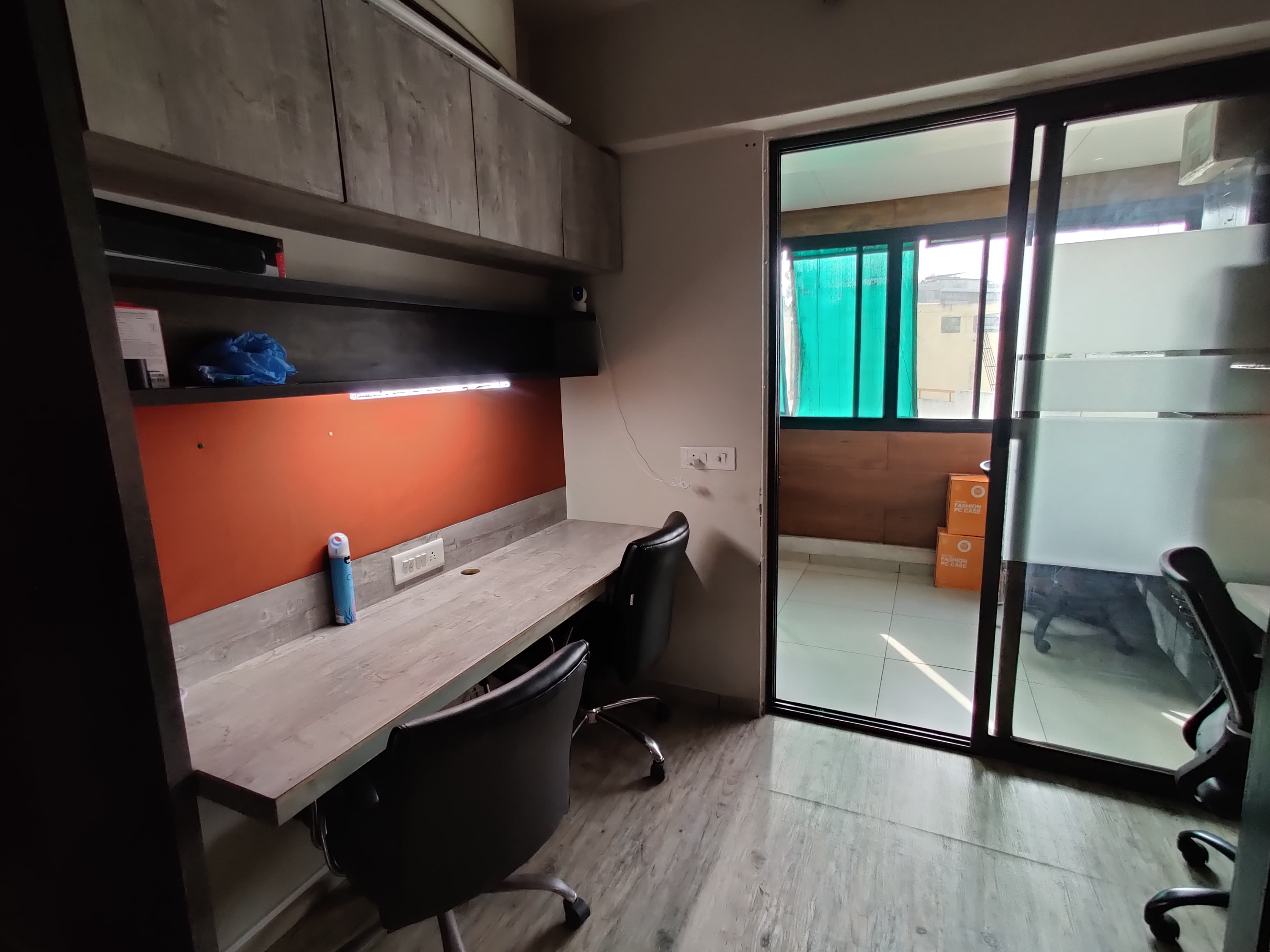 580 Sq. Ft. Commercial Office for Rent in Thaltej Ahmedabad - Media 7