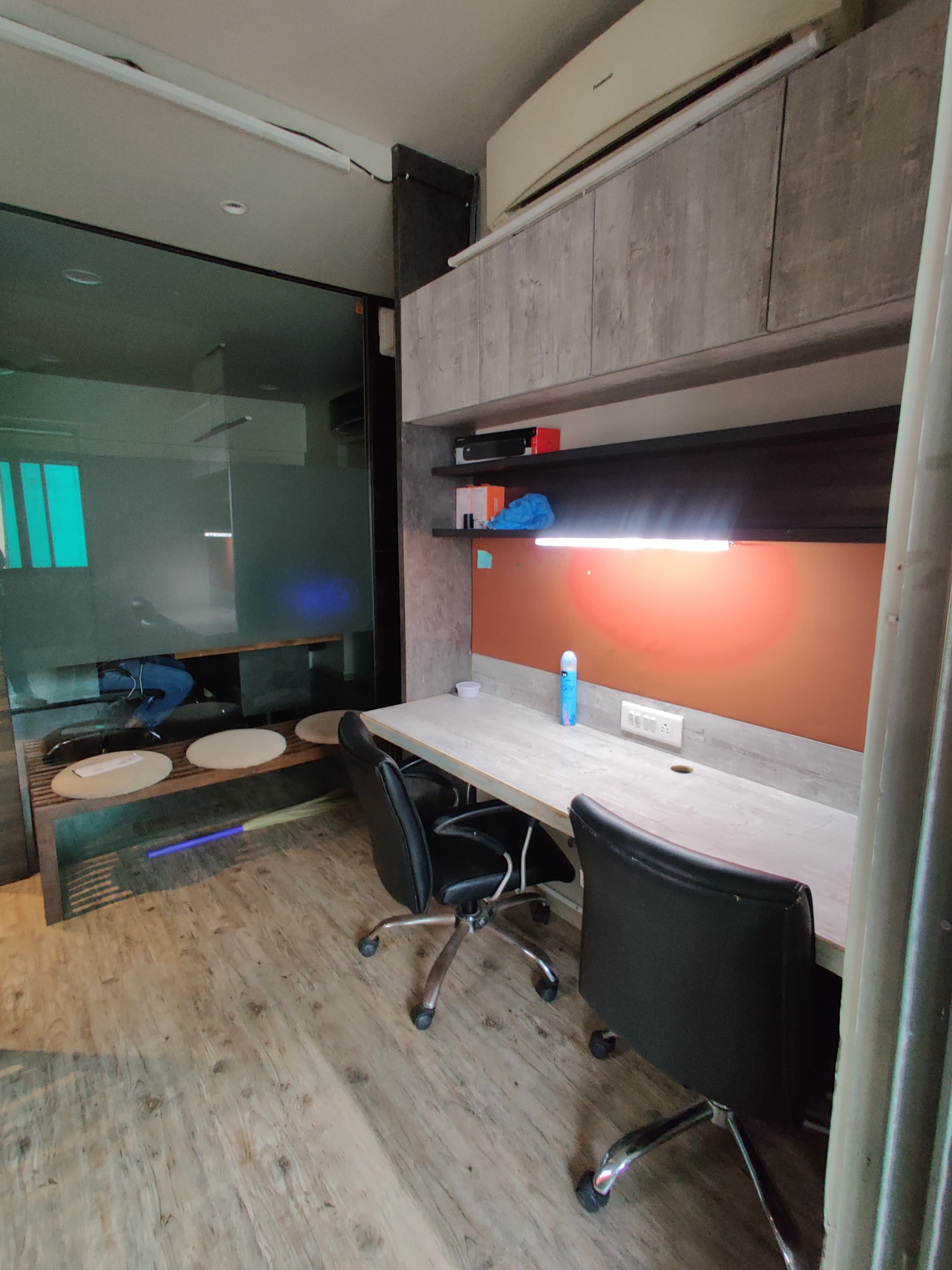 580 Sq. Ft. Commercial Office for Rent in Thaltej Ahmedabad - Media 10