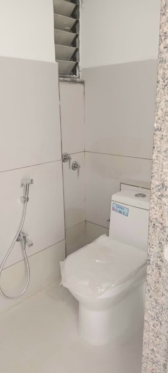 900 Sq. Ft. Commercial Office for Rent in Sola Ahmedabad - Media 5