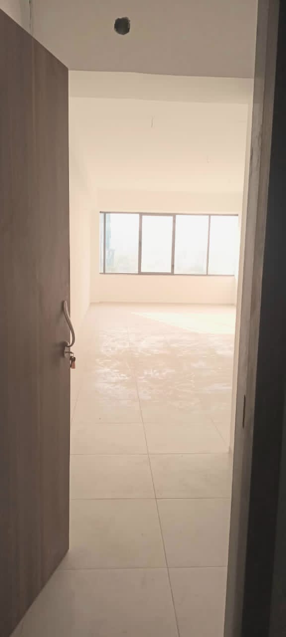 900 Sq. Ft. Commercial Office for Rent in Sola Ahmedabad - Media 4