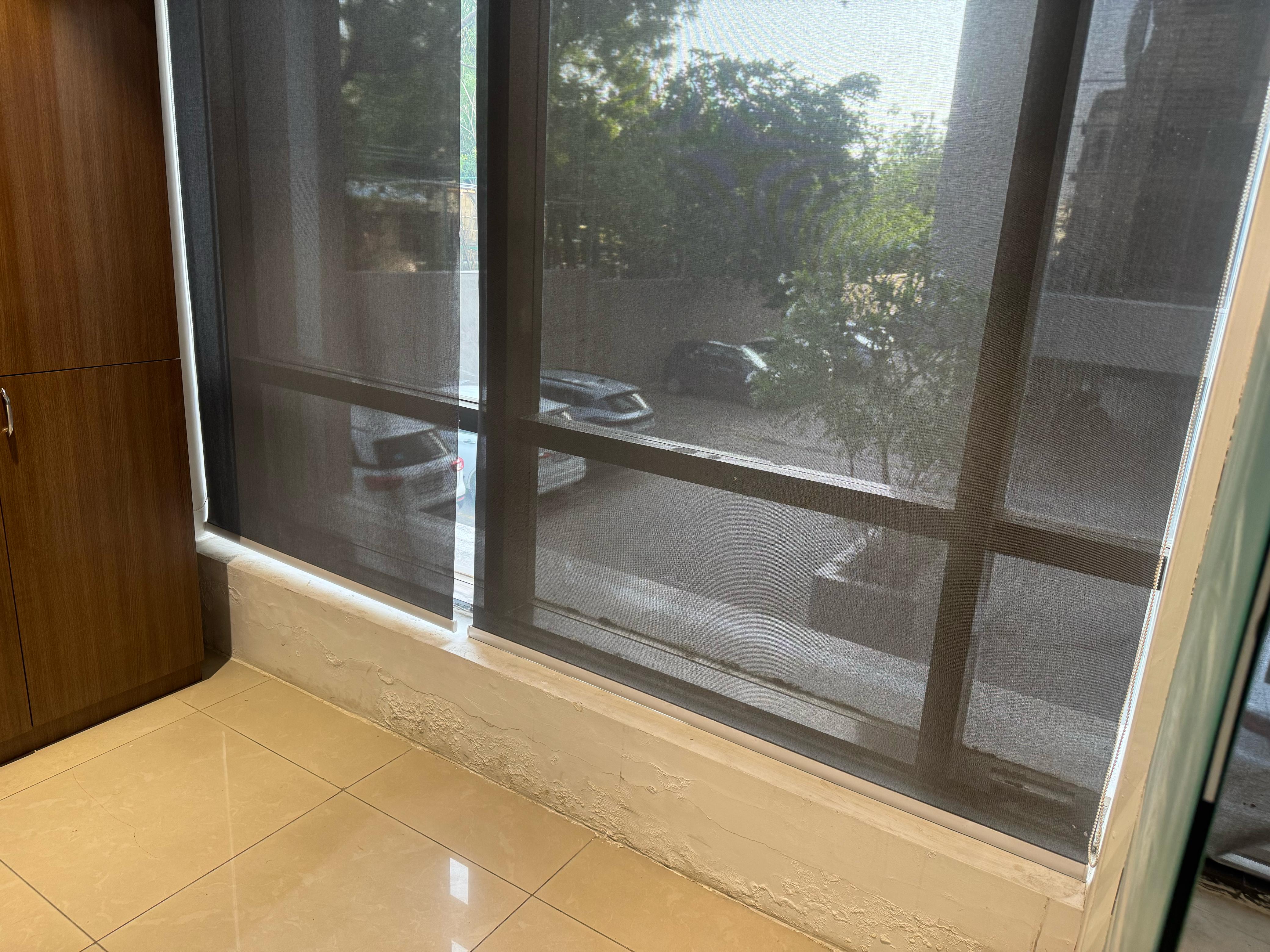 808 Sq. Ft. Commercial Office for Rent in Thaltej Ahmedabad - Media 2