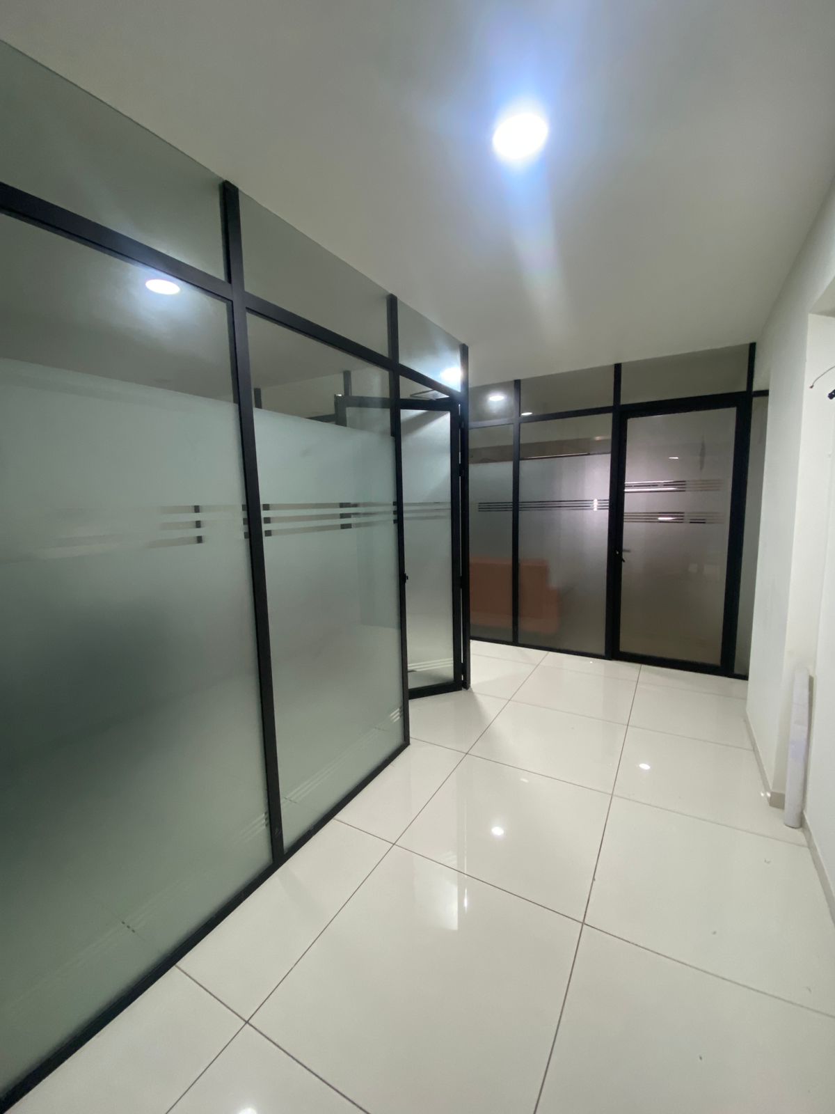 935 Sq. Ft. Commercial Office for Rent in Science City Ahmedabad
