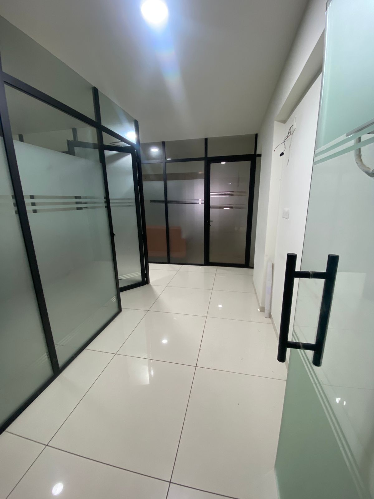 935 Sq. Ft. Commercial Office for Rent in Science City Ahmedabad - Media 5