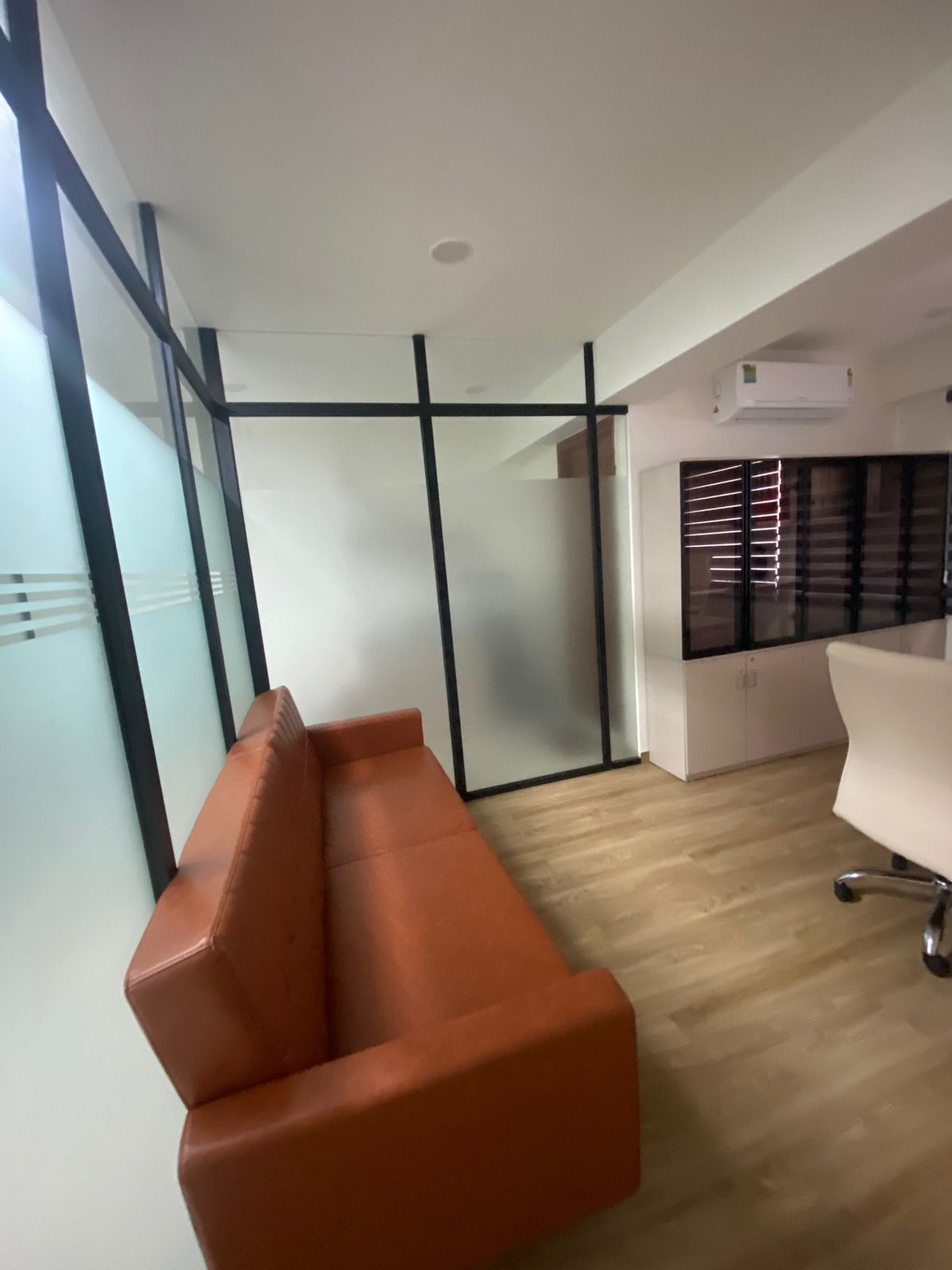 935 Sq. Ft. Commercial Office for Rent in Science City Ahmedabad - Media 11