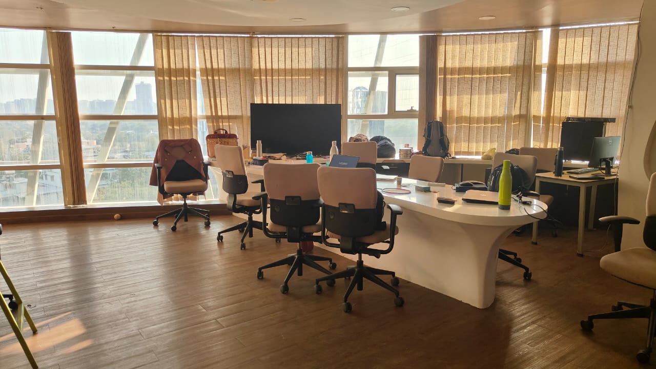 4000 Sq. Ft. Commercial Office for Rent in Sg Highway Ahmedabad