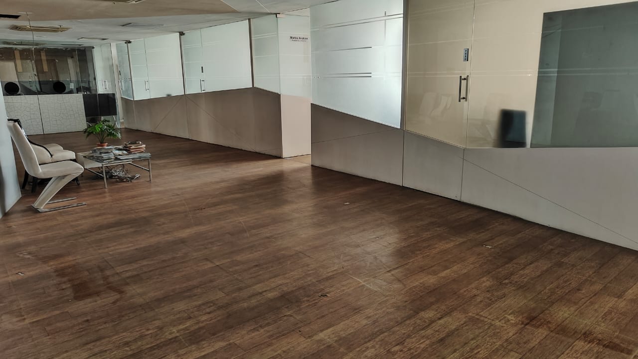 4000 Sq. Ft. Commercial Office for Rent in Sg Highway Ahmedabad - Media 8