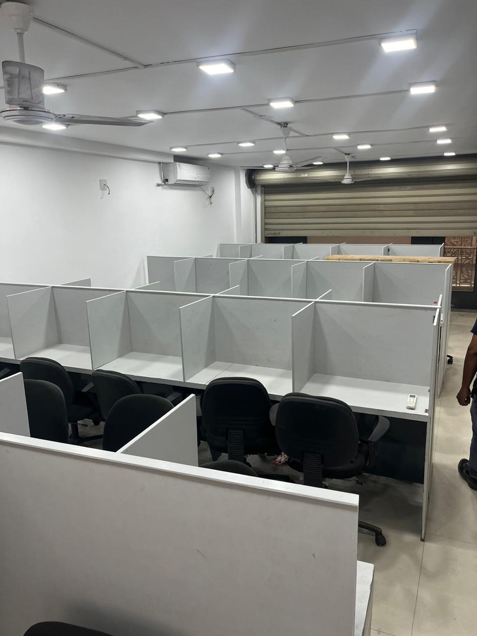 Office 1143 Sq. Ft. Commercial Office for Rent in Satellite Ahmedabad - Media 2