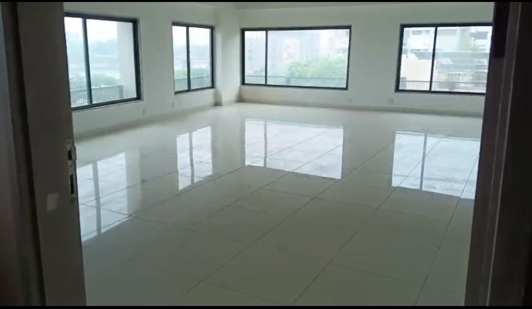 1200 Sq. Ft. Commercial Office for Rent in Ashram Road Ahmedabad - Media 8