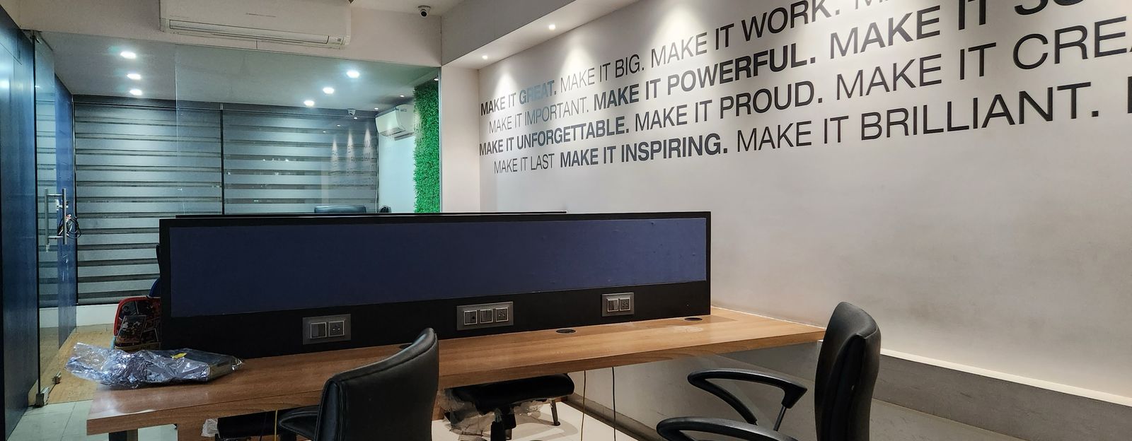 921 Sq. Ft. Commercial Office for Rent in Memnagar/gurukul Ahmedabad - Media 11
