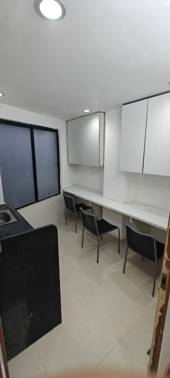 1399 Sq. Ft. Commercial Office for Rent in Cg Road Ahmedabad - Media 6