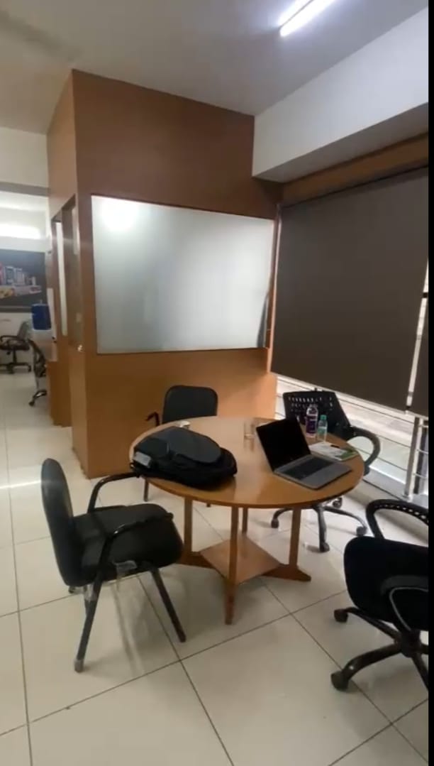 1068 Sq. Ft. Commercial Office for Rent in Navrangpura Ahmedabad