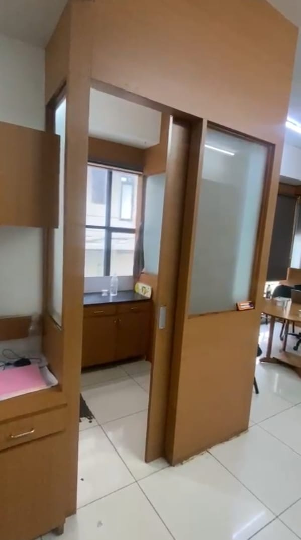 1068 Sq. Ft. Commercial Office for Rent in Navrangpura Ahmedabad - Media 3