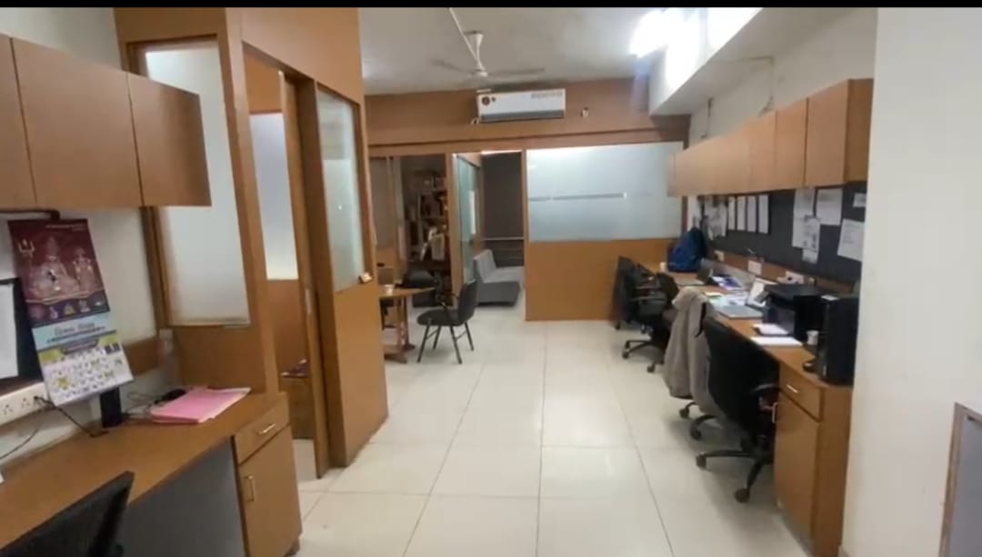 1068 Sq. Ft. Commercial Office for Rent in Navrangpura Ahmedabad - Media 10