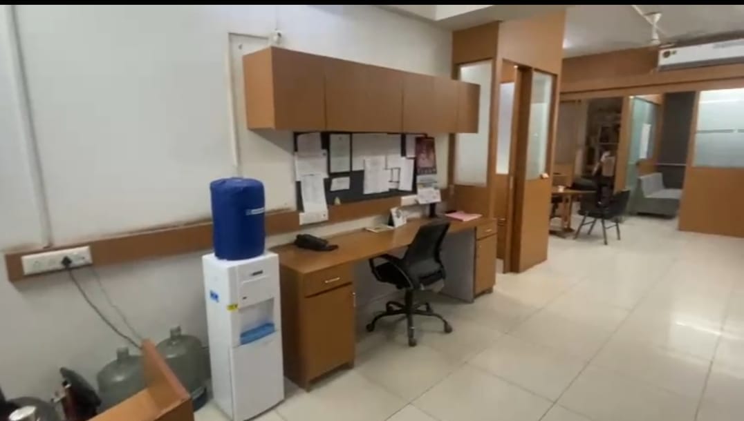 1068 Sq. Ft. Commercial Office for Rent in Navrangpura Ahmedabad - Media 11