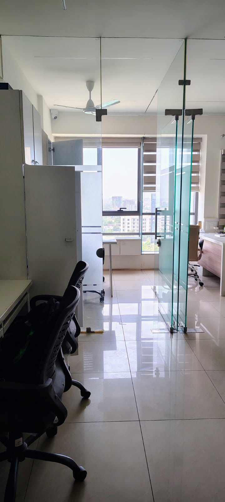 556 Sq. Ft. Commercial Office for Rent in Makarba Ahmedabad - Media 7