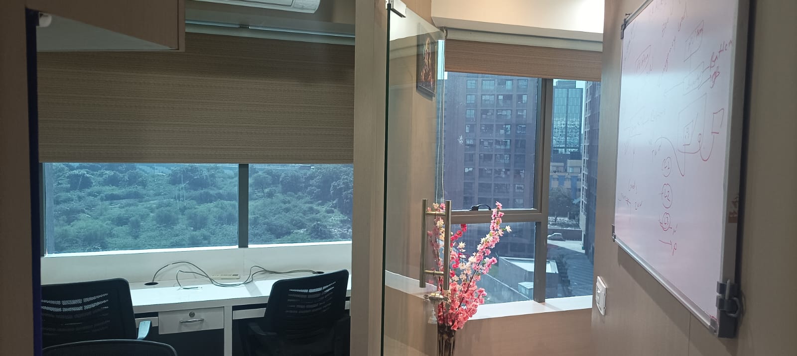 830 Sq. Ft. Commercial Office for Rent in Gota Ahmedabad - Media 7