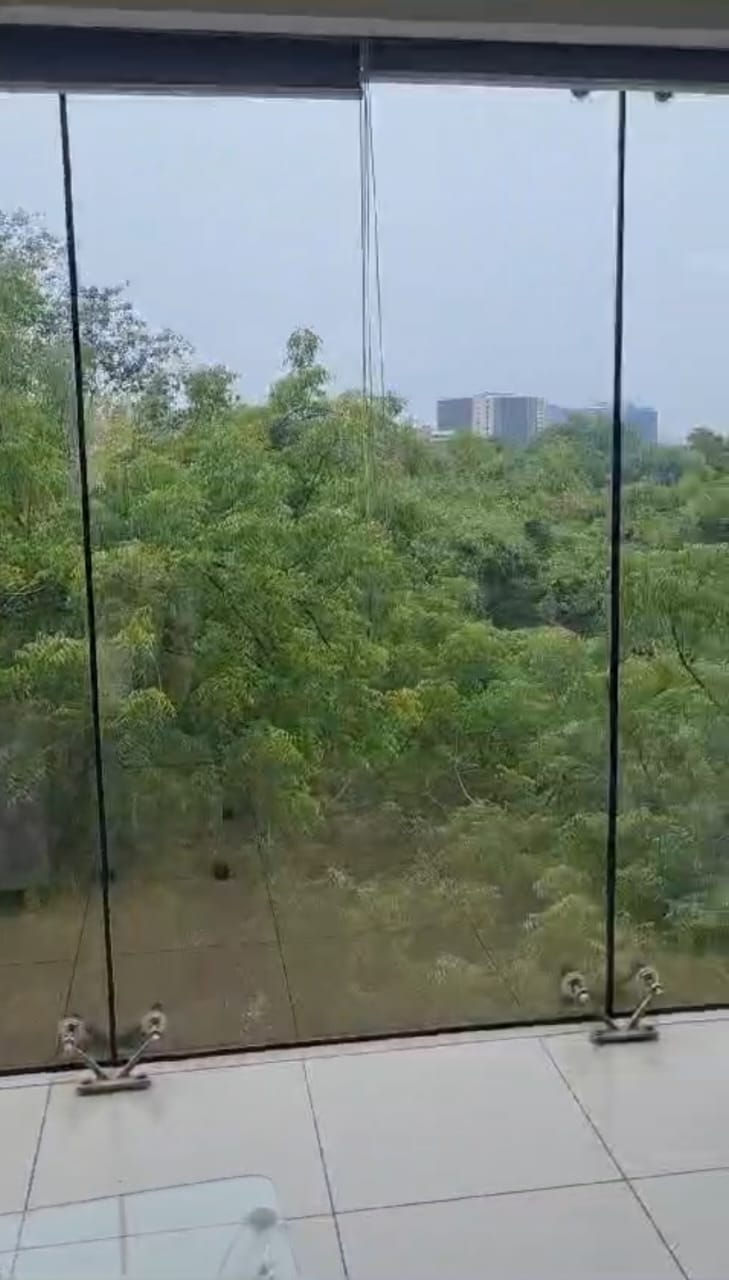 765 Sq. Ft. Commercial Office for Rent in Thaltej Ahmedabad - Media 3