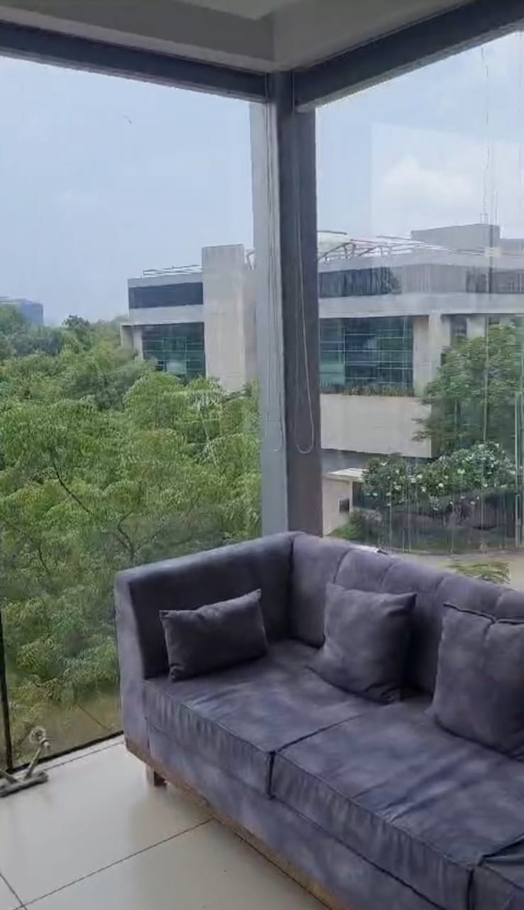 765 Sq. Ft. Commercial Office for Rent in Thaltej Ahmedabad - Media 6