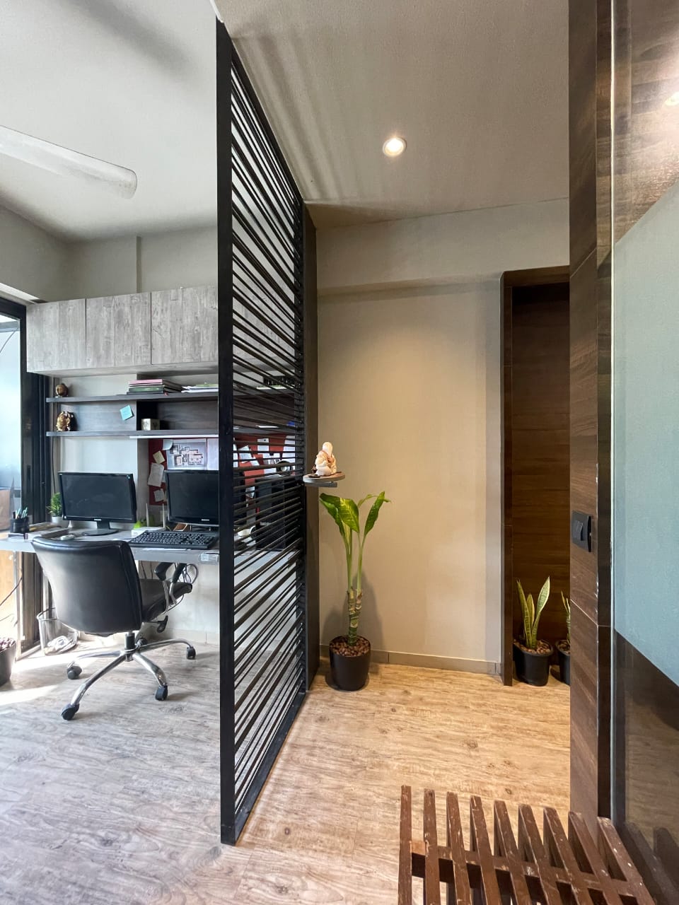 588 Sq. Ft. Commercial Office for Rent in Thaltej Ahmedabad