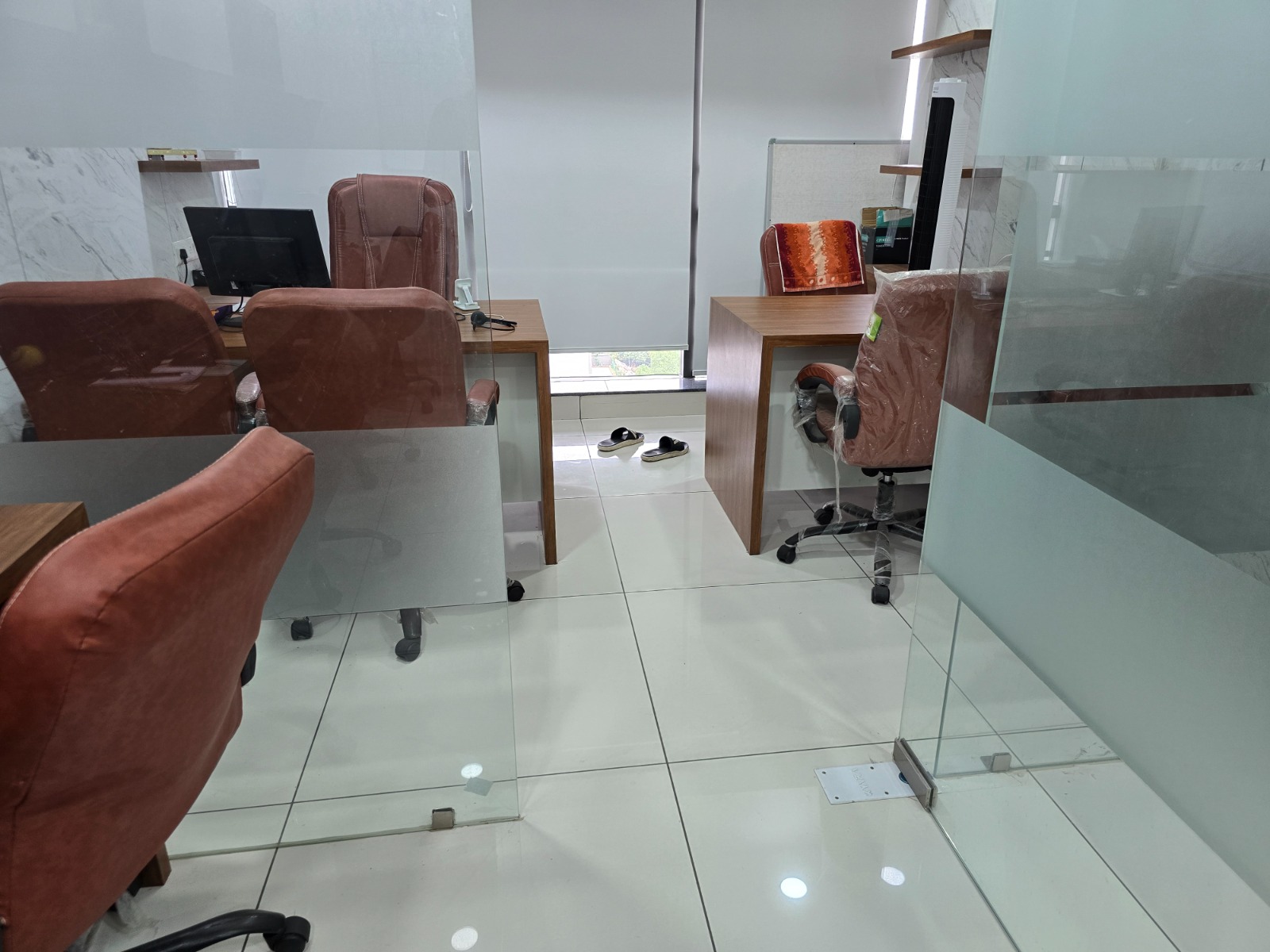 610 Sq. Ft. Commercial Office for Rent in Gota Ahmedabad