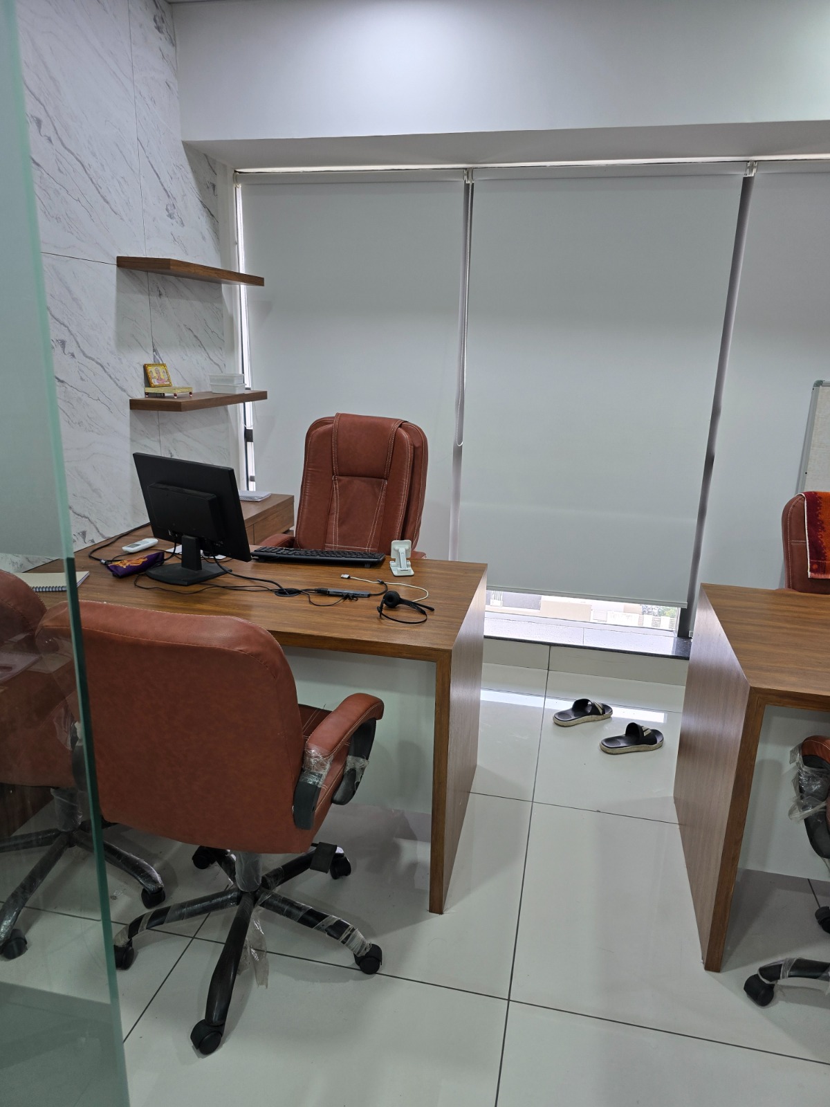610 Sq. Ft. Commercial Office for Rent in Gota Ahmedabad - Media 4