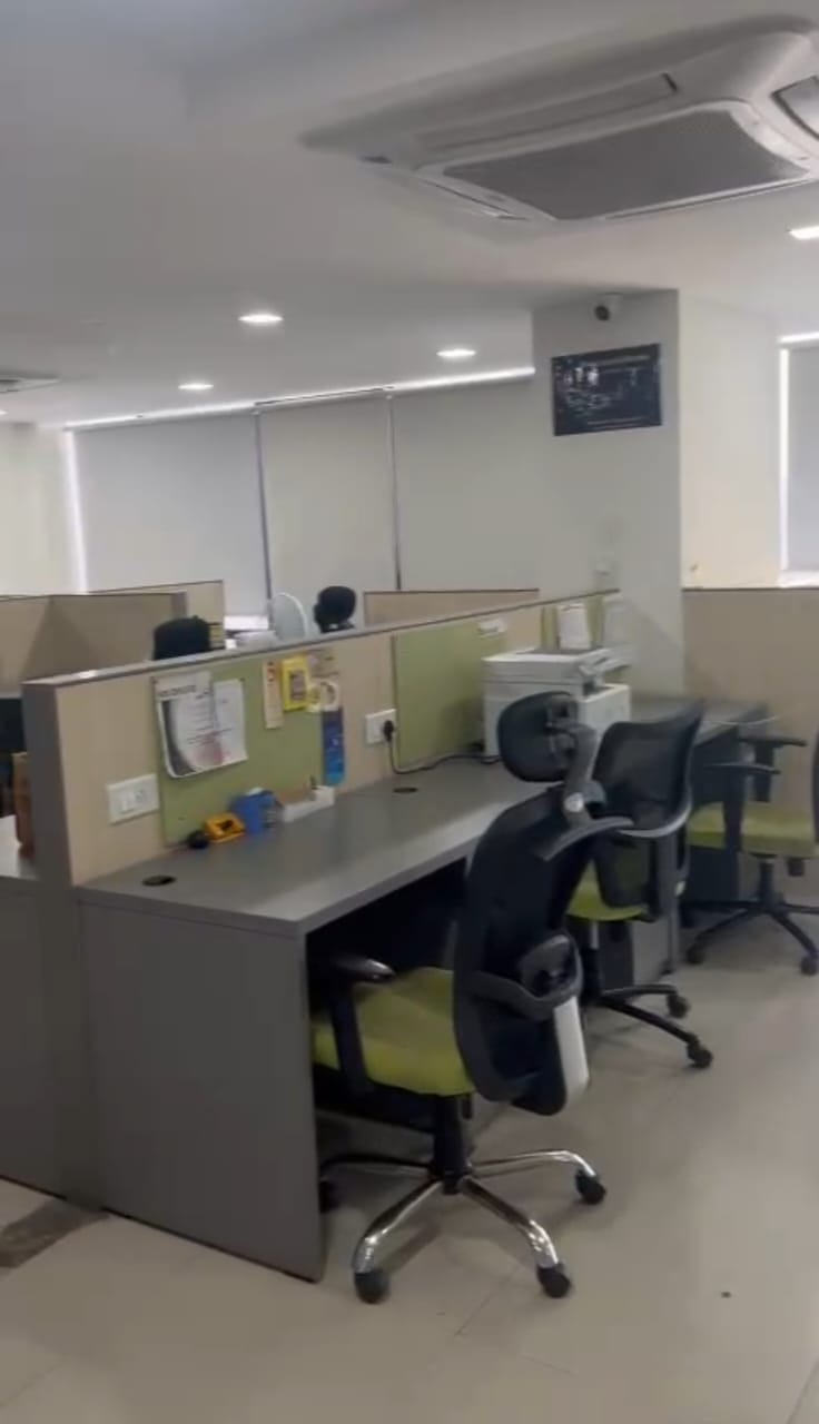 1830 Sq. Ft. Commercial Office for Rent in Iscon Ambli Road Ahmedabad - Media 7