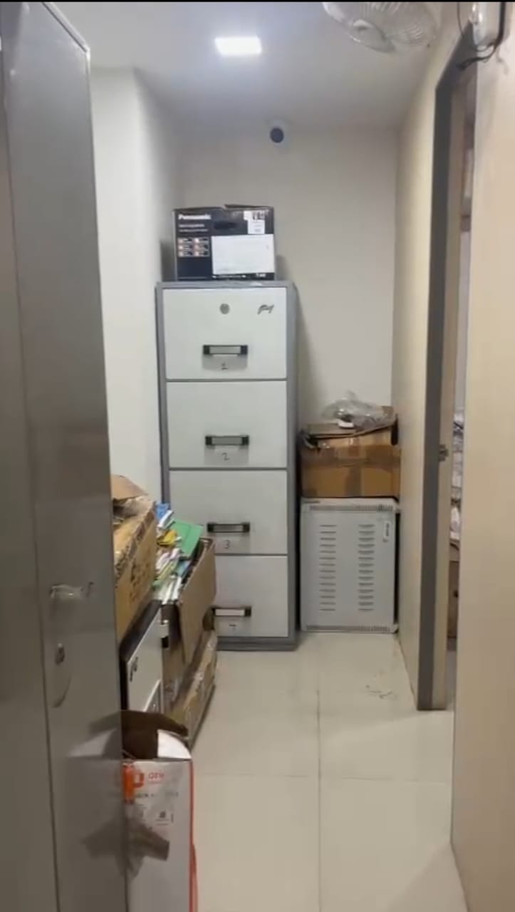 1830 Sq. Ft. Commercial Office for Rent in Iscon Ambli Road Ahmedabad