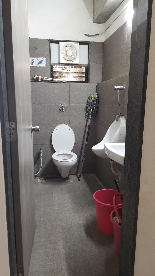 545 Sq. Ft. Commercial Office for Rent in Prahladnagar Ahmedabad - Media 3