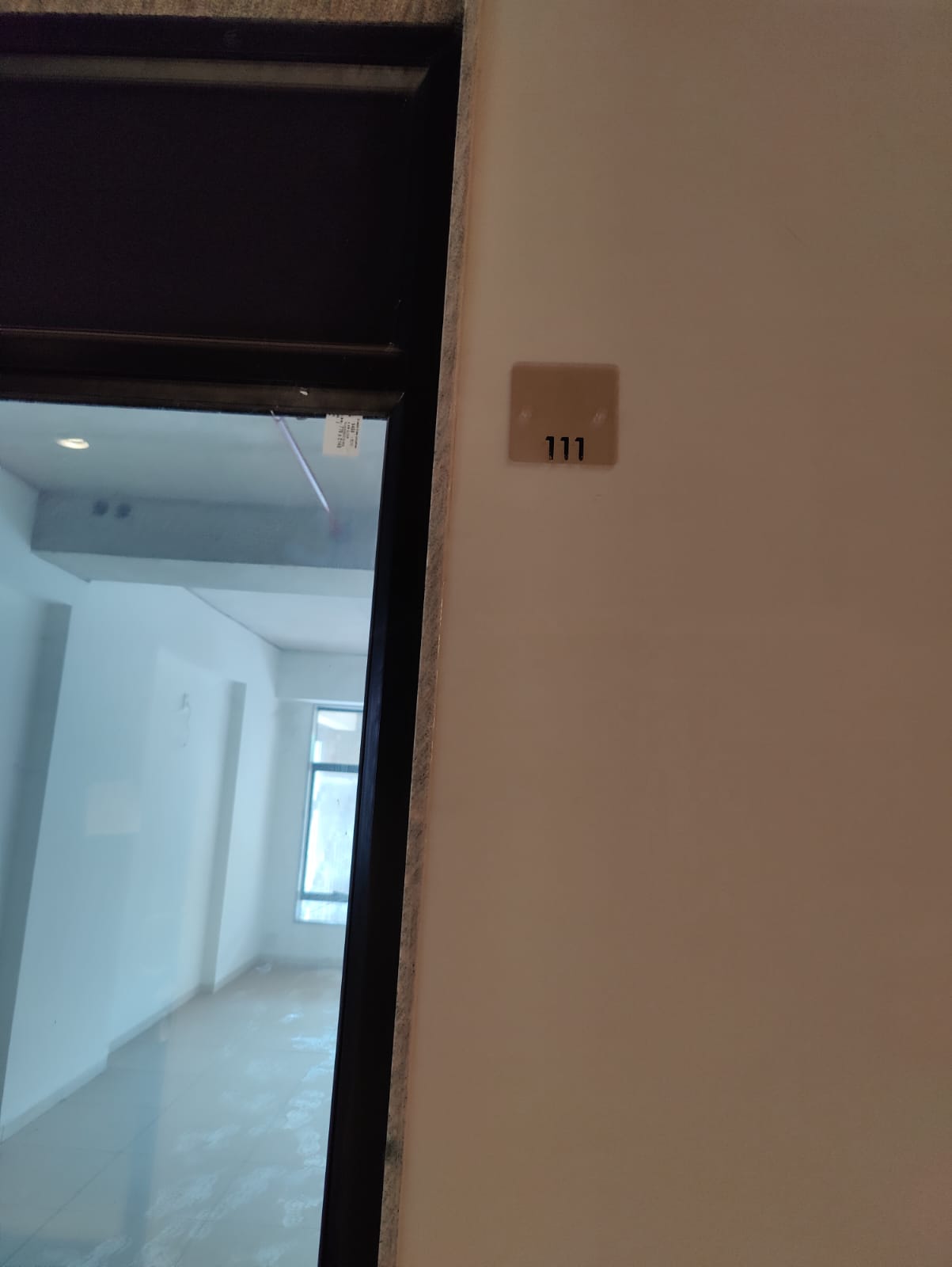 610 Sq. Ft. Commercial Office for Rent in Ashram Road Ahmedabad - Media 7