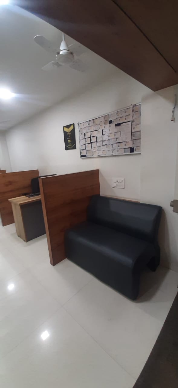 940 Sq. Ft. Commercial Office for Rent in Satellite Ahmedabad - Media 17