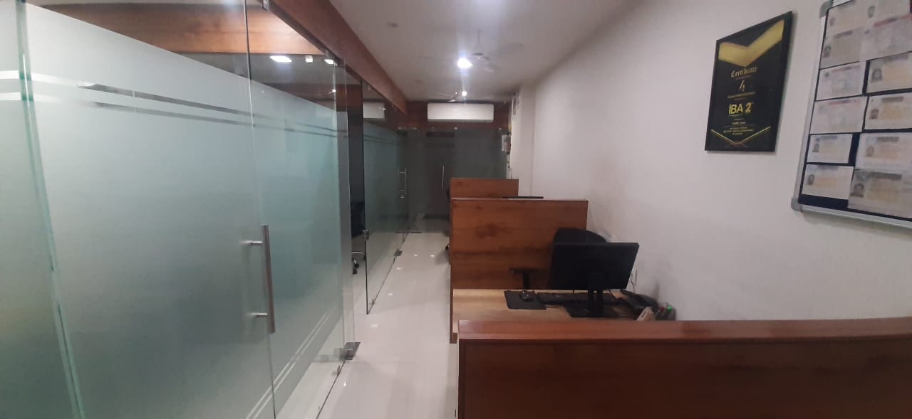 940 Sq. Ft. Commercial Office for Rent in Satellite Ahmedabad - Media 14