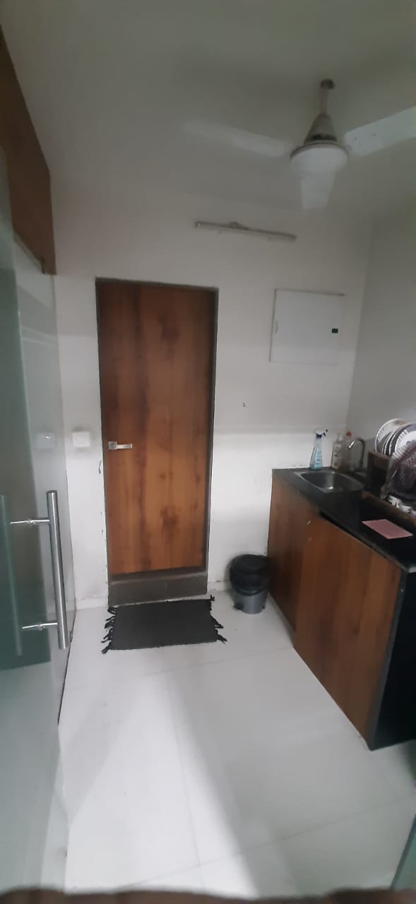 940 Sq. Ft. Commercial Office for Rent in Satellite Ahmedabad - Media 13