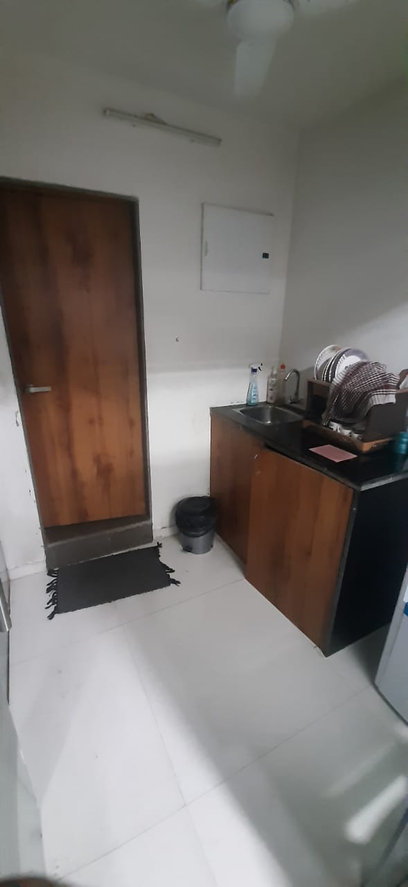940 Sq. Ft. Commercial Office for Rent in Satellite Ahmedabad - Media 2