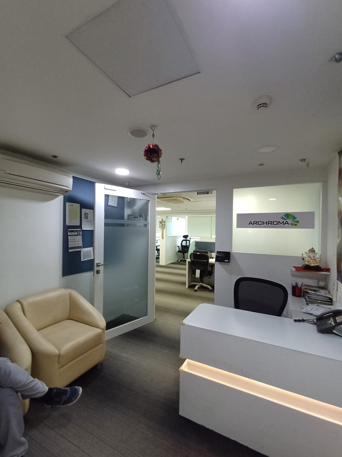 2200 Sq. Ft. Commercial Office for Rent in Makarba Ahmedabad - Media 2